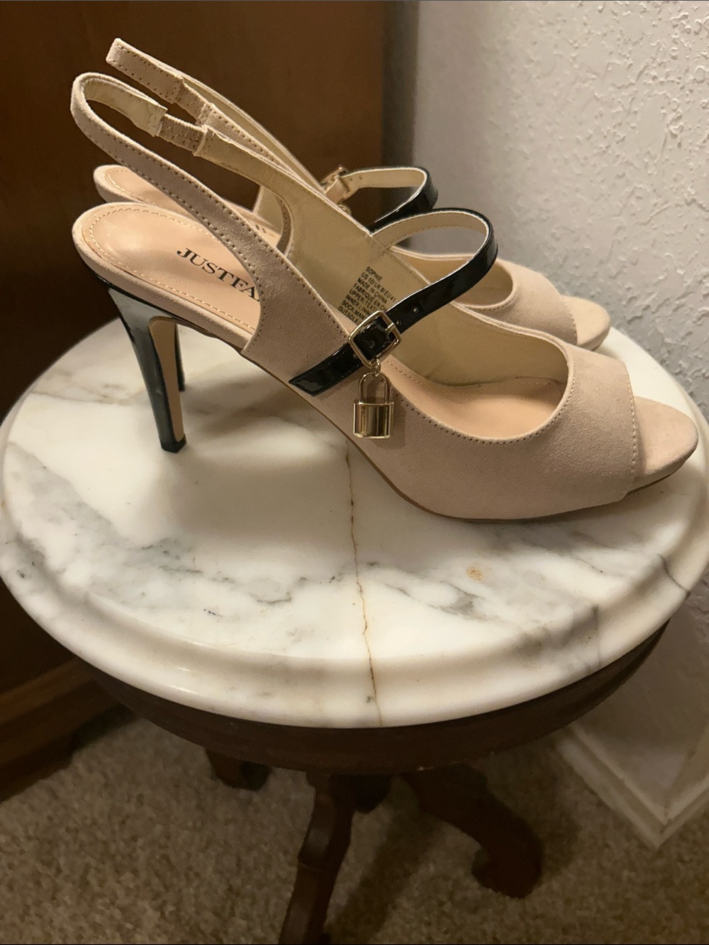 JustFab Beige Slingback Peep-Toe Heels with Black Strap and Gold Buckle. NWT 10